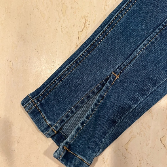 Redial Premium Collection with front split - Picture 2 of 6